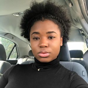 Meet your Posher, Victoria